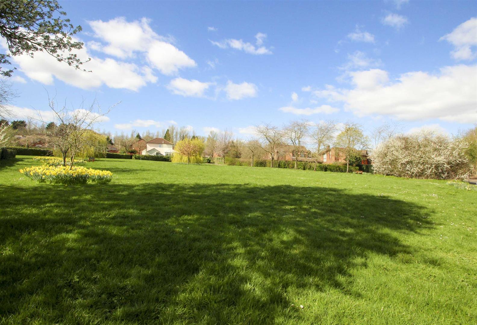 Newport Road, Woolstone, Milton Keynes